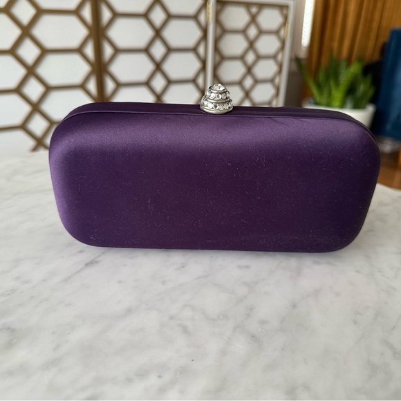 Satin Purple Clutch with strap - Picture 1 of 3